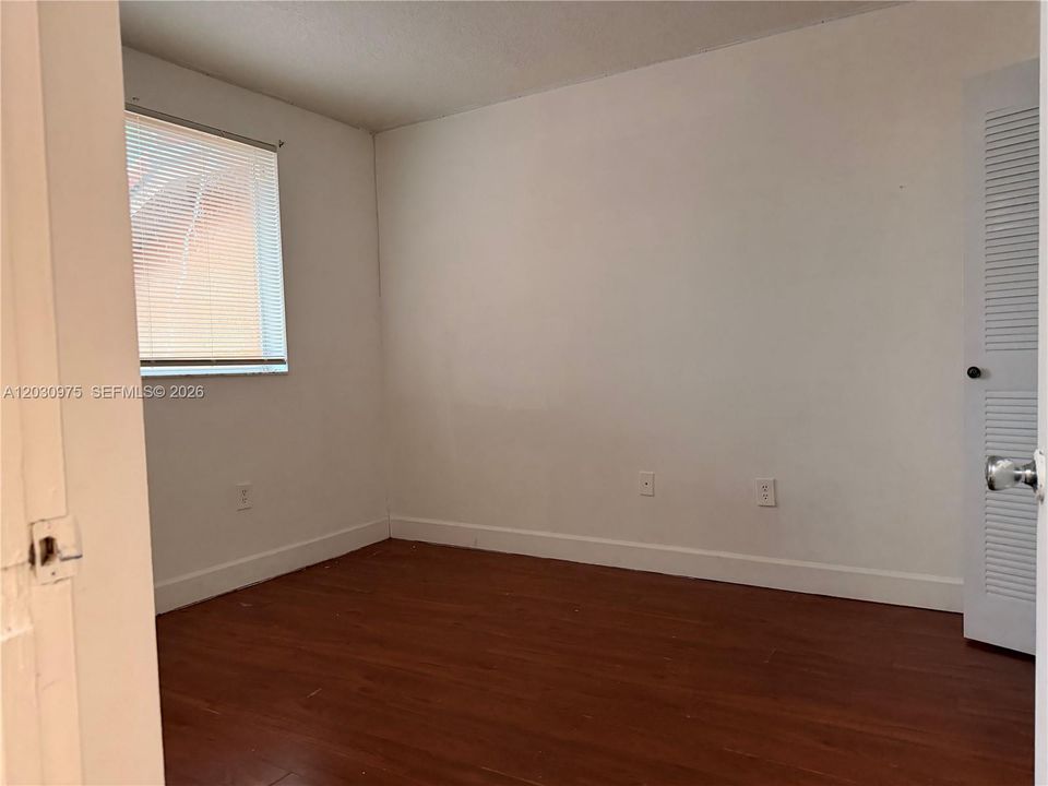 For Rent: $2,200 (3 beds, 2 baths, 1062 Square Feet)