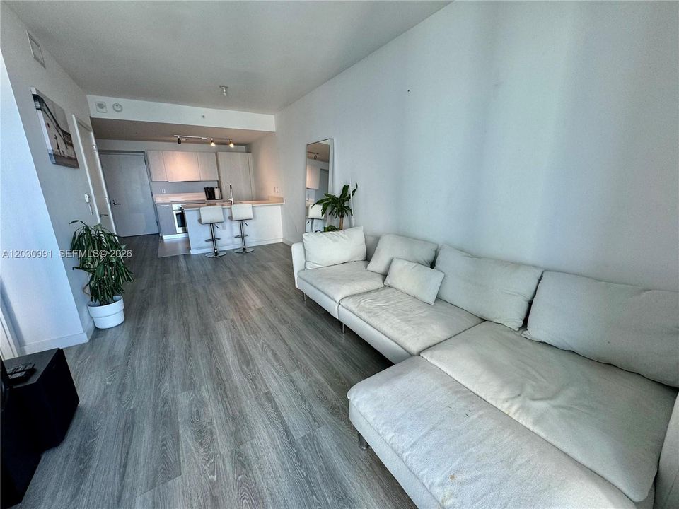 В аренду: $3,200 (1 спален, 1 ванн, 662 Квадратных фут)