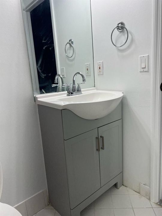 Venetian Gardens Sink