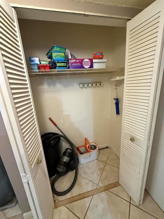 pantry by entrance