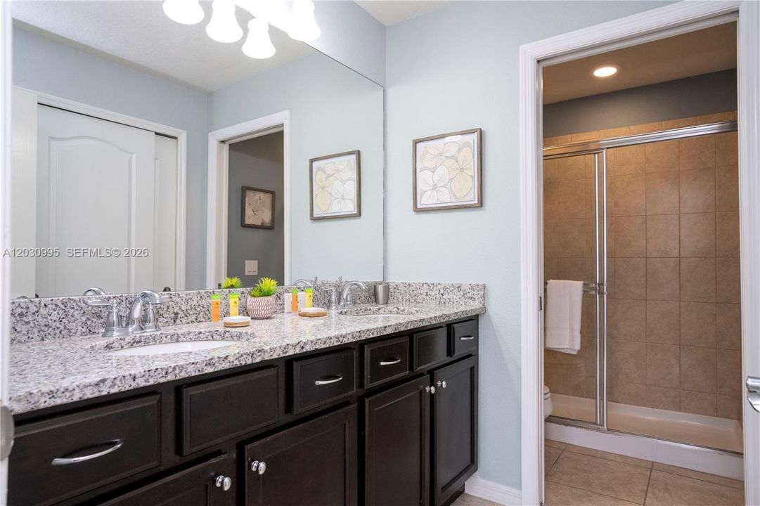 For Sale: $450,000 (5 beds, 4 baths, 0 Square Feet)