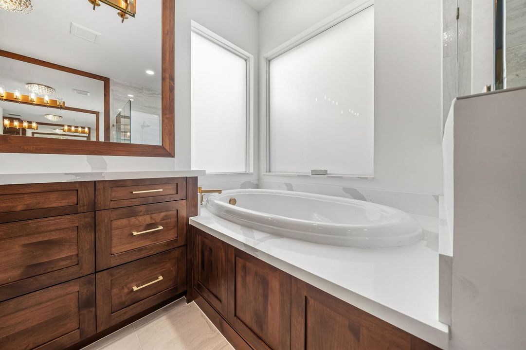 soaking tub