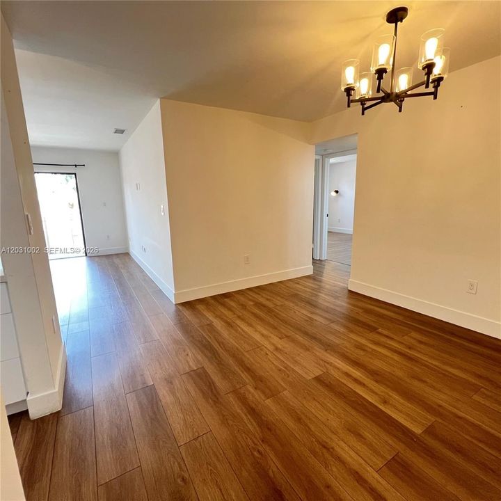В аренду: $2,500 (2 спален, 2 ванн, 986 Квадратных фут)
