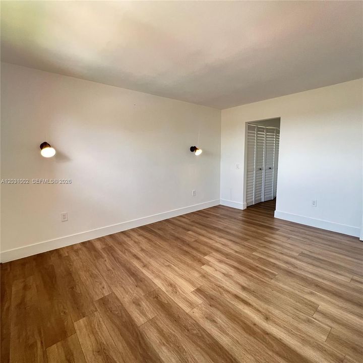 В аренду: $2,500 (2 спален, 2 ванн, 986 Квадратных фут)