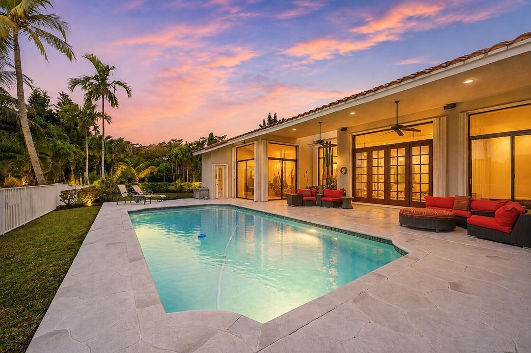 Pool twilight photo 35