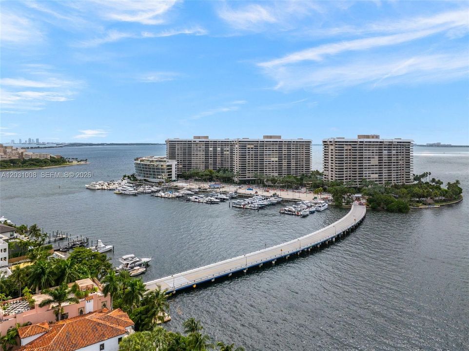 For Sale: $3,764,000 (3 beds, 3 baths, 3764 Square Feet)