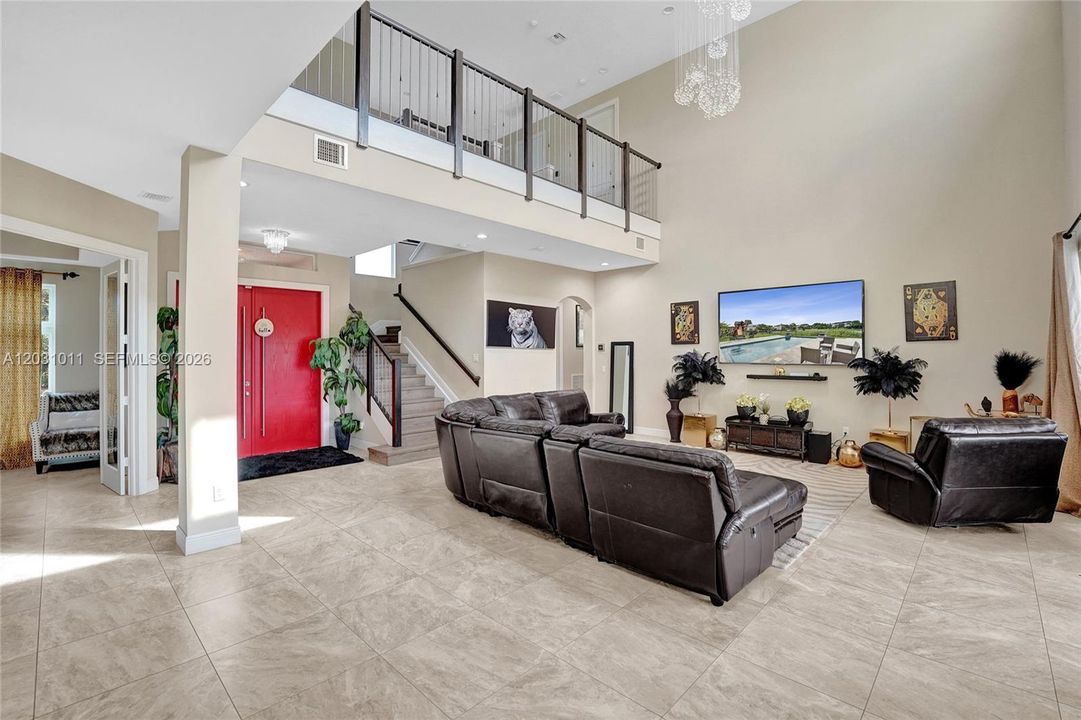 En Venta: $1,399,999 (5 camas, 4 baños, 4044 Pies cuadrados)