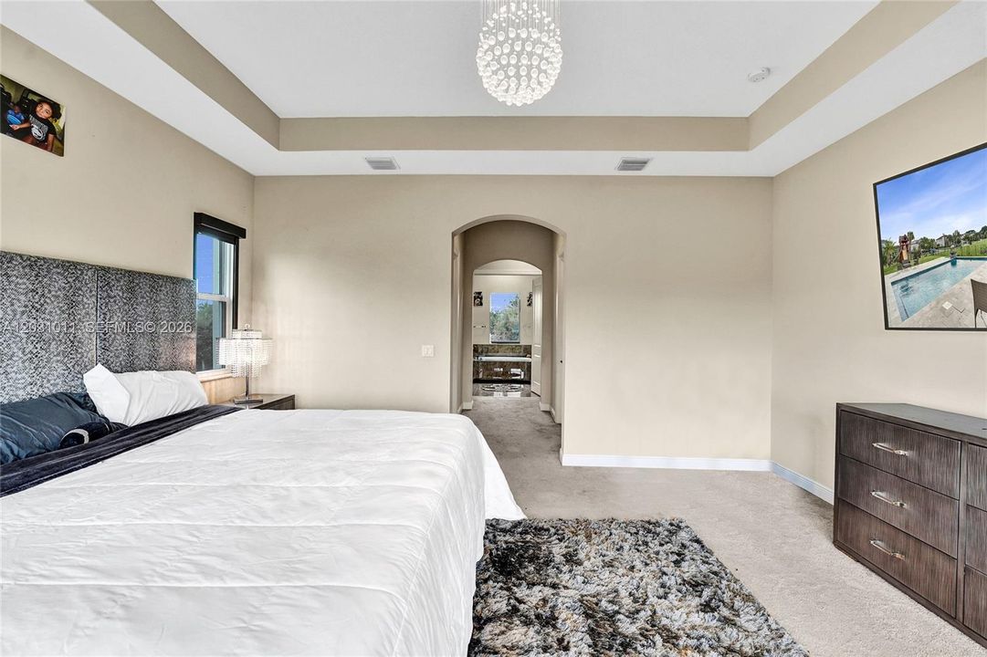 En Venta: $1,399,999 (5 camas, 4 baños, 4044 Pies cuadrados)