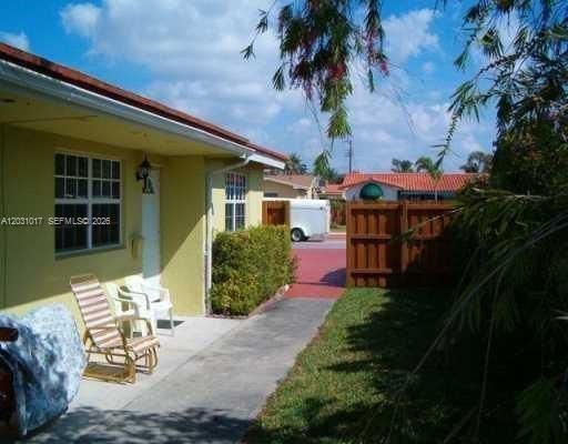 For Sale: $575,000 (0 beds, 0 baths, 1624 Square Feet)