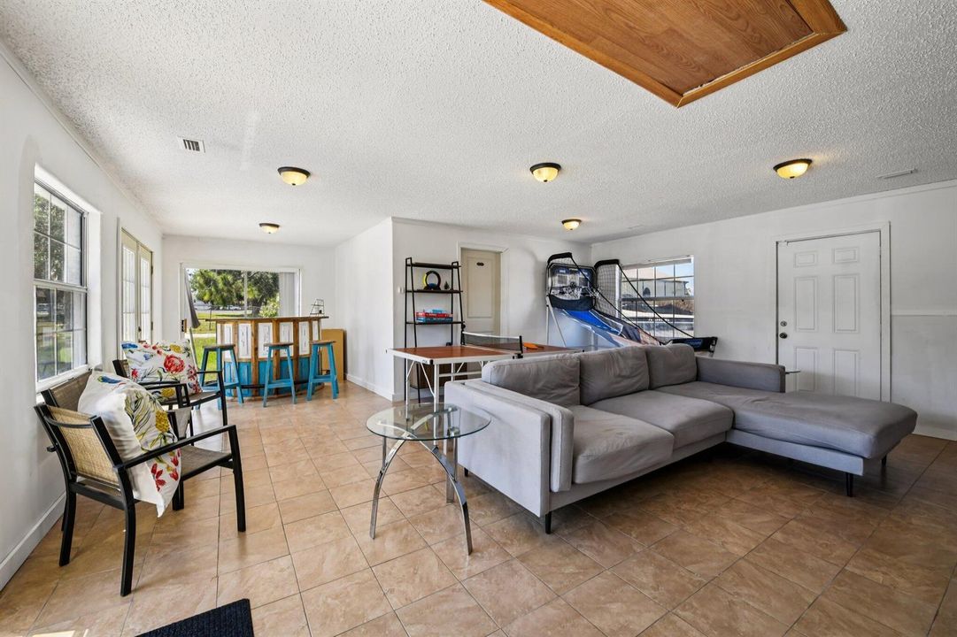 30-web-or-mls-Dogwood Dr-S2803-030