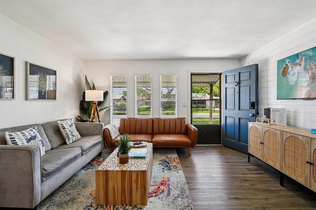 6-web-or-mls-Dogwood Dr-S2803-006