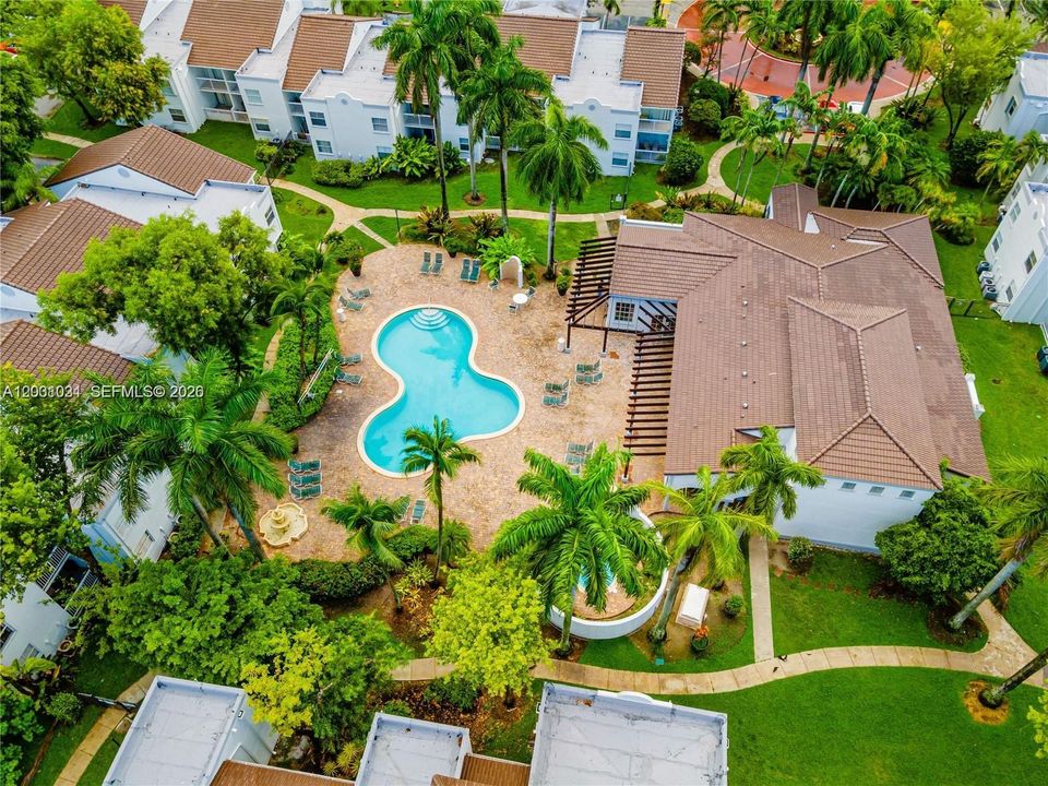 For Rent: $2,700 (2 beds, 2 baths, 1349 Square Feet)