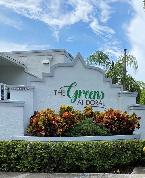 For Rent: $2,700 (2 beds, 2 baths, 1349 Square Feet)
