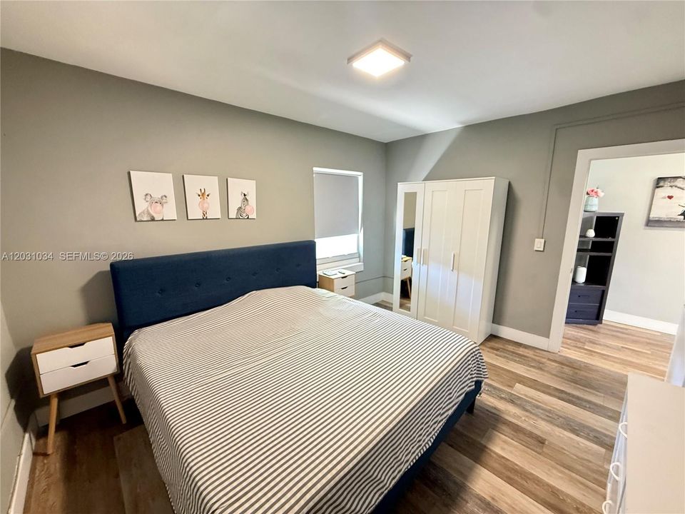 En Renta: $1,695 (0 camas, 1 baños, 700 Pies cuadrados)