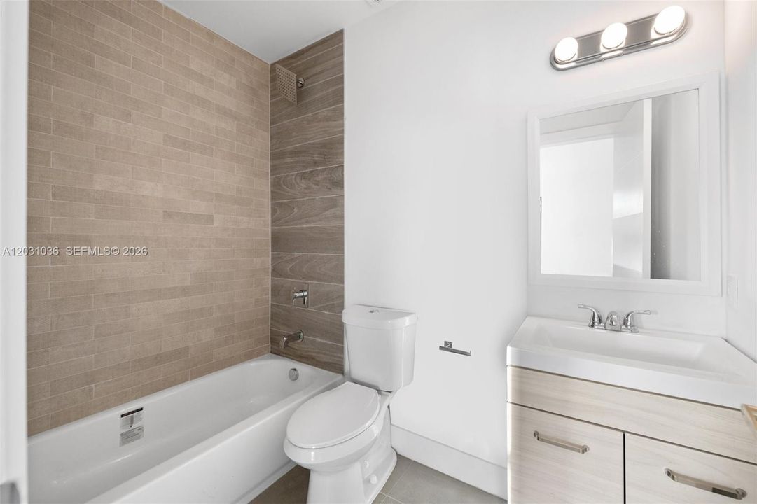 For Rent: $2,900 (2 beds, 1 baths, 1158 Square Feet)