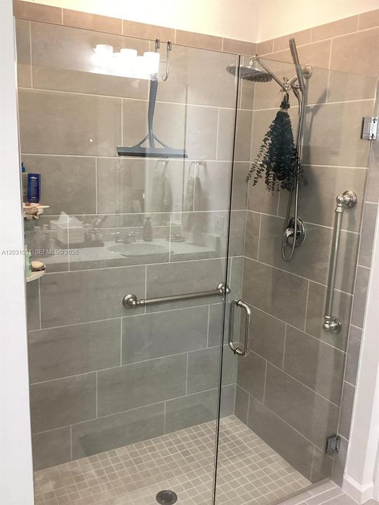 For Rent: $3,500 (2 beds, 2 baths, 0 Square Feet)