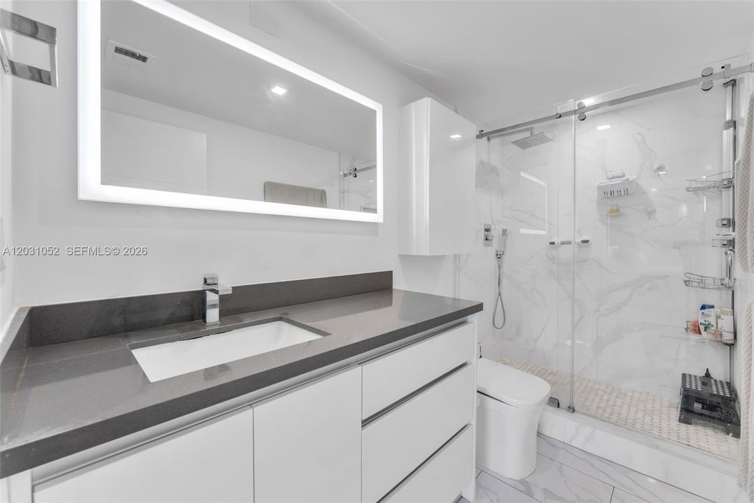 For Rent: $5,200 (2 beds, 2 baths, 1288 Square Feet)