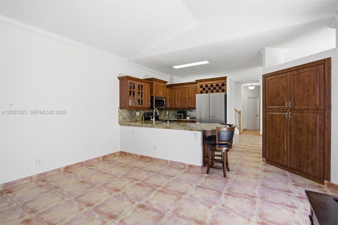 En Venta: $650,000 (4 camas, 3 baños, 1788 Pies cuadrados)
