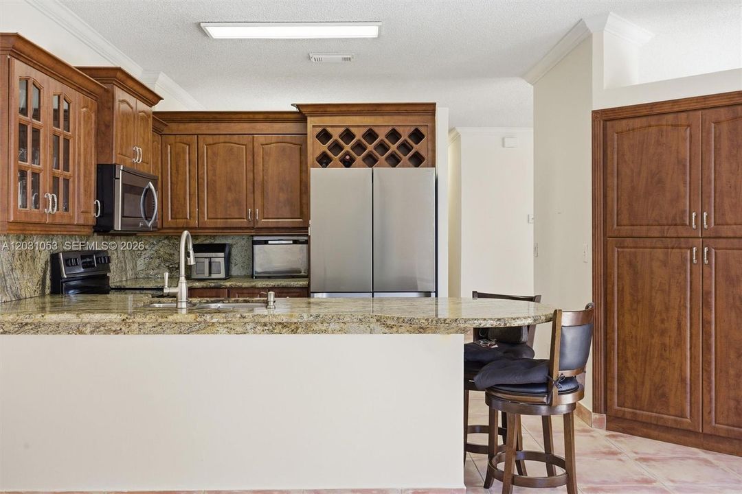 En Venta: $650,000 (4 camas, 3 baños, 1788 Pies cuadrados)
