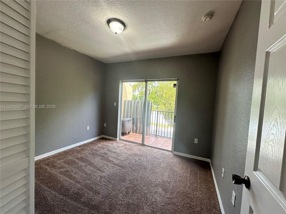 For Sale: $290,000 (4 beds, 2 baths, 1799 Square Feet)