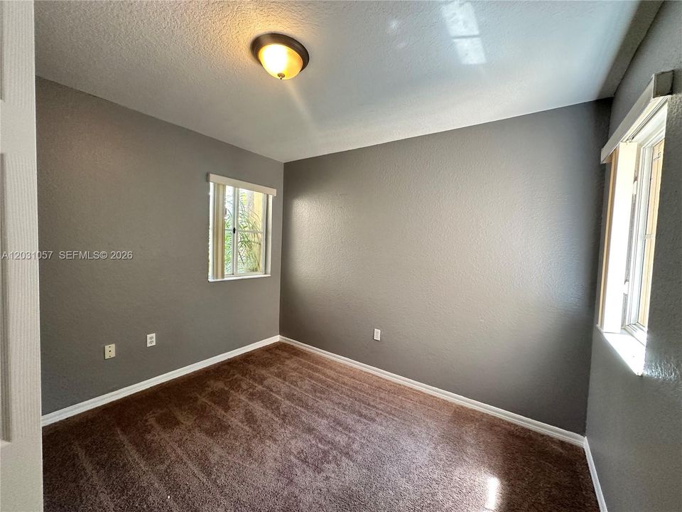 For Sale: $290,000 (4 beds, 2 baths, 1799 Square Feet)