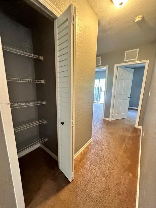 For Sale: $290,000 (4 beds, 2 baths, 1799 Square Feet)