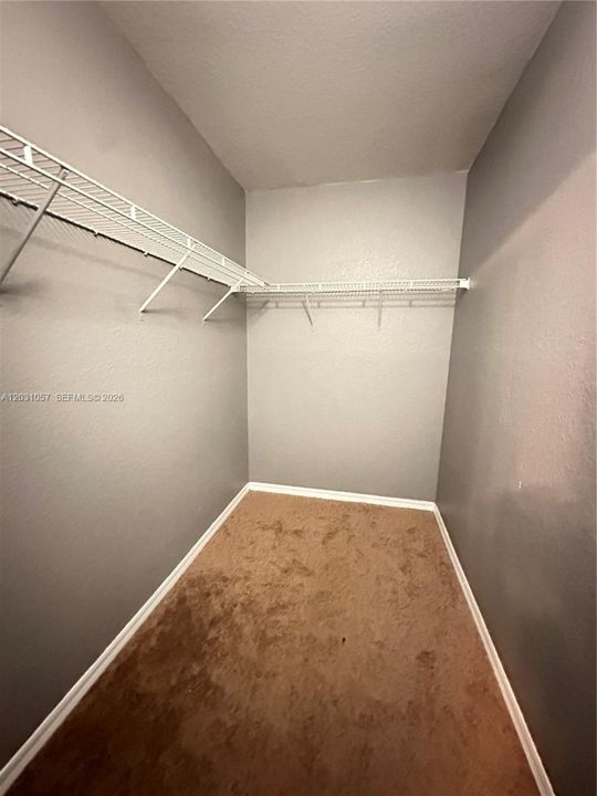 For Sale: $290,000 (4 beds, 2 baths, 1799 Square Feet)