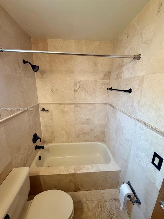 На продажу: $699,999 (3 спален, 2 ванн, 1837 Квадратных фут)