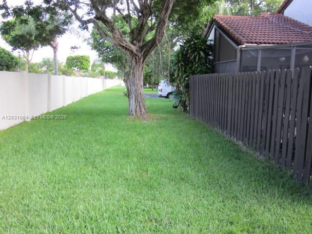 For Rent: $3,600 (3 beds, 3 baths, 1952 Square Feet)