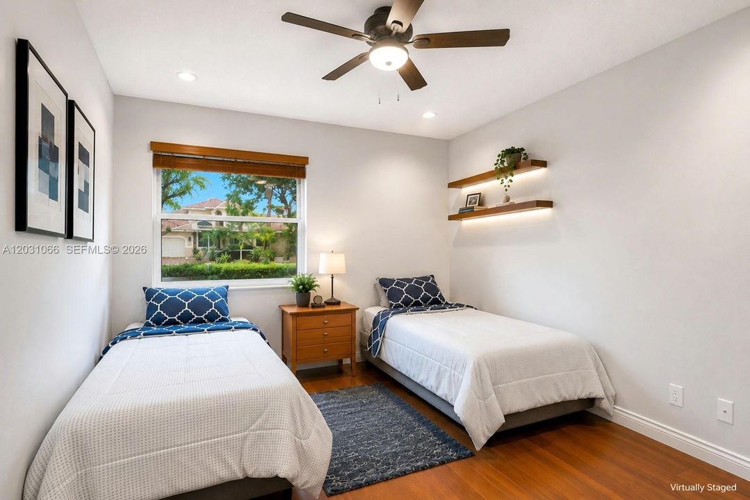 For Sale: $998,000 (5 beds, 4 baths, 3367 Square Feet)
