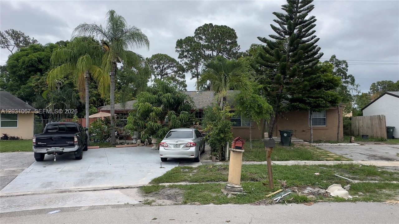 En Venta: $319,000 (3 camas, 2 baños, 1132 Pies cuadrados)