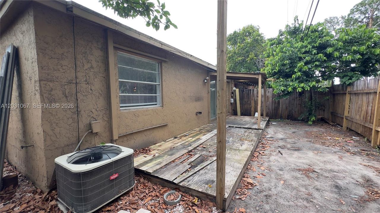 En Venta: $319,000 (3 camas, 2 baños, 1132 Pies cuadrados)