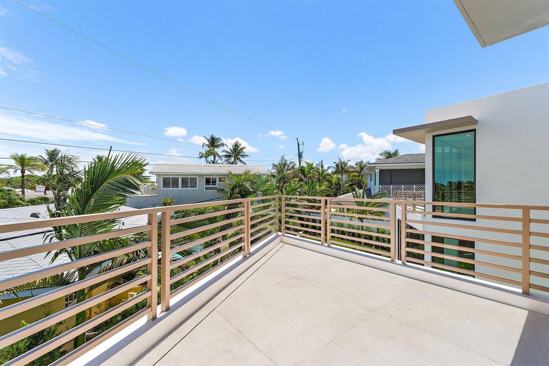 087-390JupiterLn-JunoBeach-SMALL - Copy