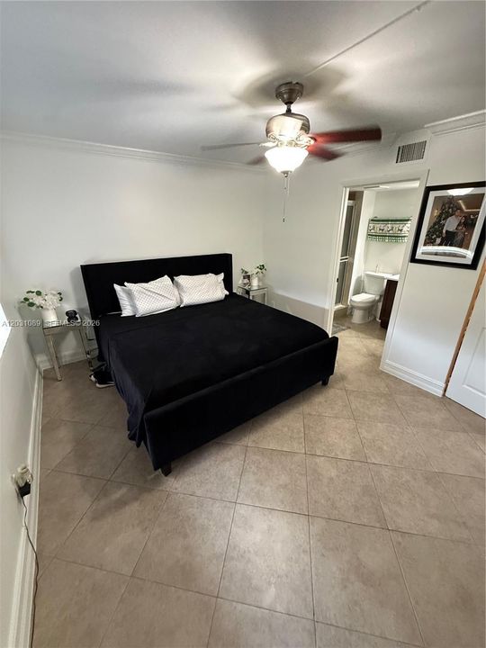 En Venta: $175,000 (1 camas, 2 baños, 850 Pies cuadrados)