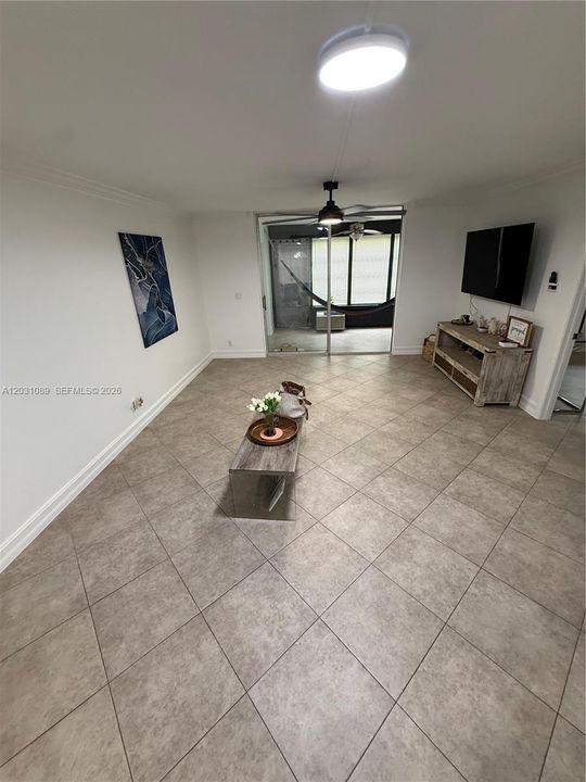 En Venta: $175,000 (1 camas, 2 baños, 850 Pies cuadrados)