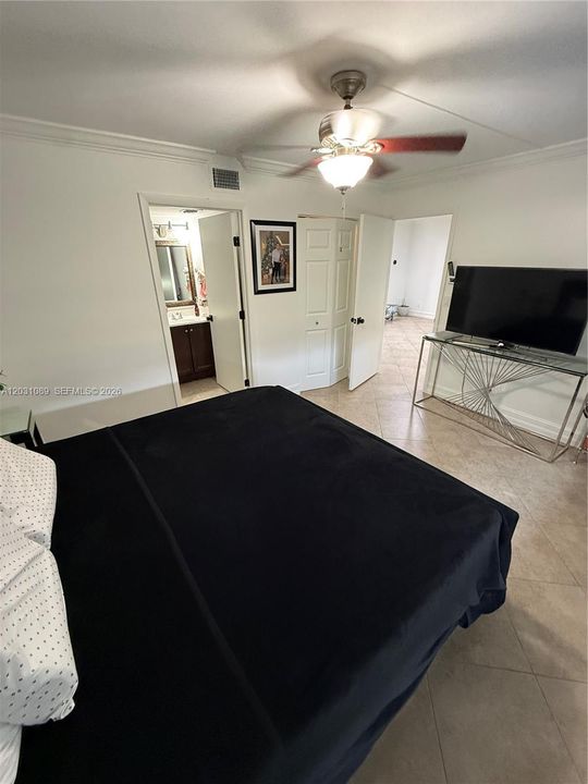 En Venta: $175,000 (1 camas, 2 baños, 850 Pies cuadrados)