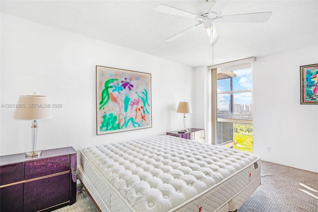 For Sale: $255,000 (2 beds, 2 baths, 1157 Square Feet)