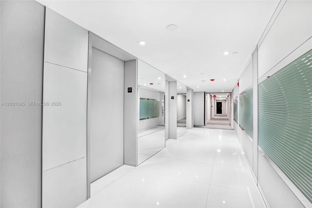 For Sale: $255,000 (2 beds, 2 baths, 1157 Square Feet)