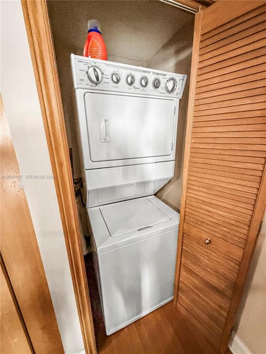 В аренду: $3,600 (2 спален, 2 ванн, 1460 Квадратных фут)