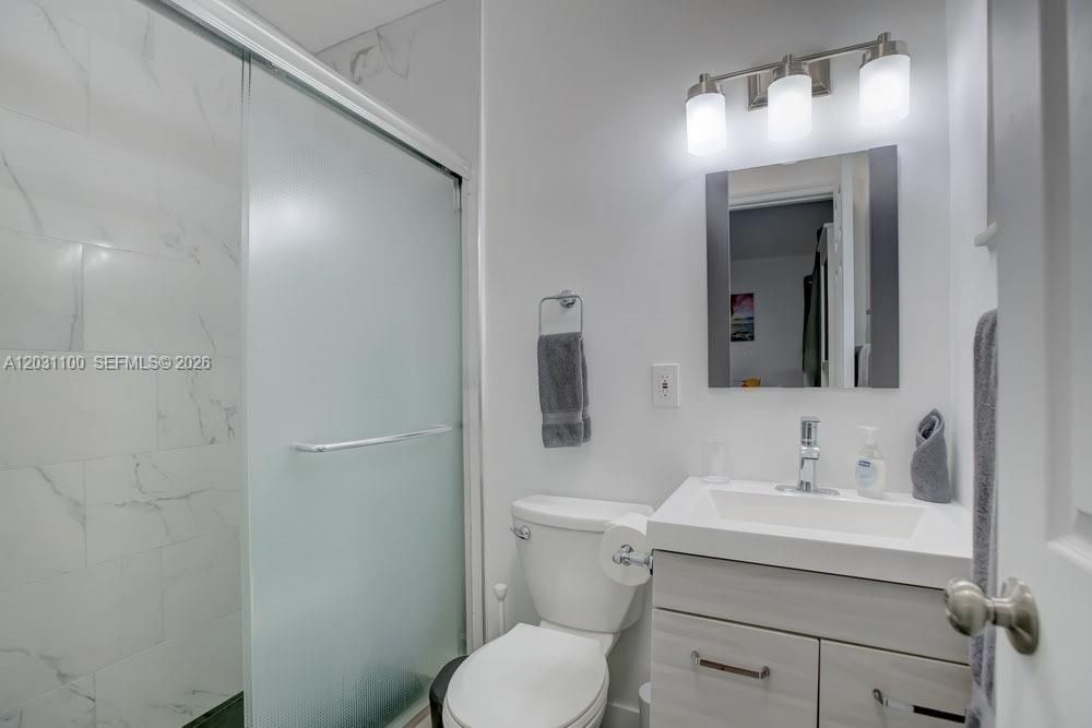 En Renta: $3,000 (2 camas, 2 baños, 1945 Pies cuadrados)