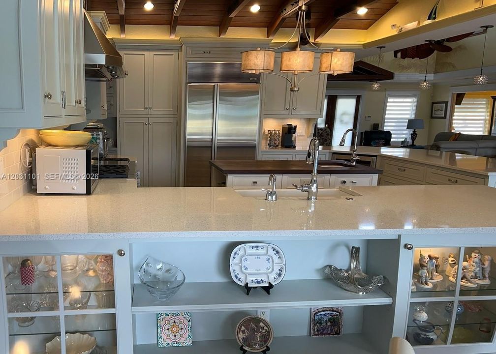 Active With Contract: $924,900 (4 beds, 3 baths, 2564 Square Feet)