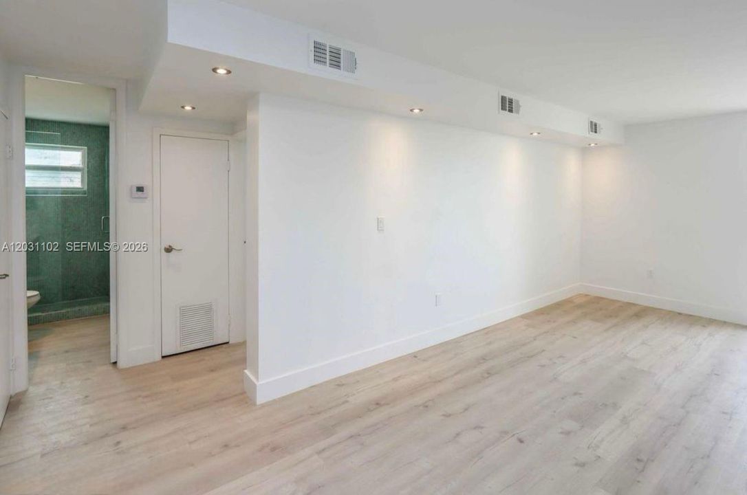 En Venta: $350,000 (1 camas, 1 baños, 595 Pies cuadrados)