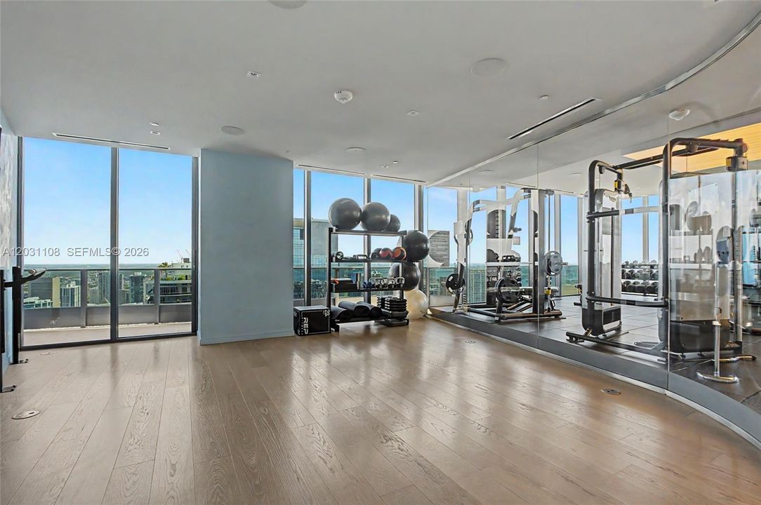 En Venta: $1,400,000 (2 camas, 2 baños, 1236 Pies cuadrados)