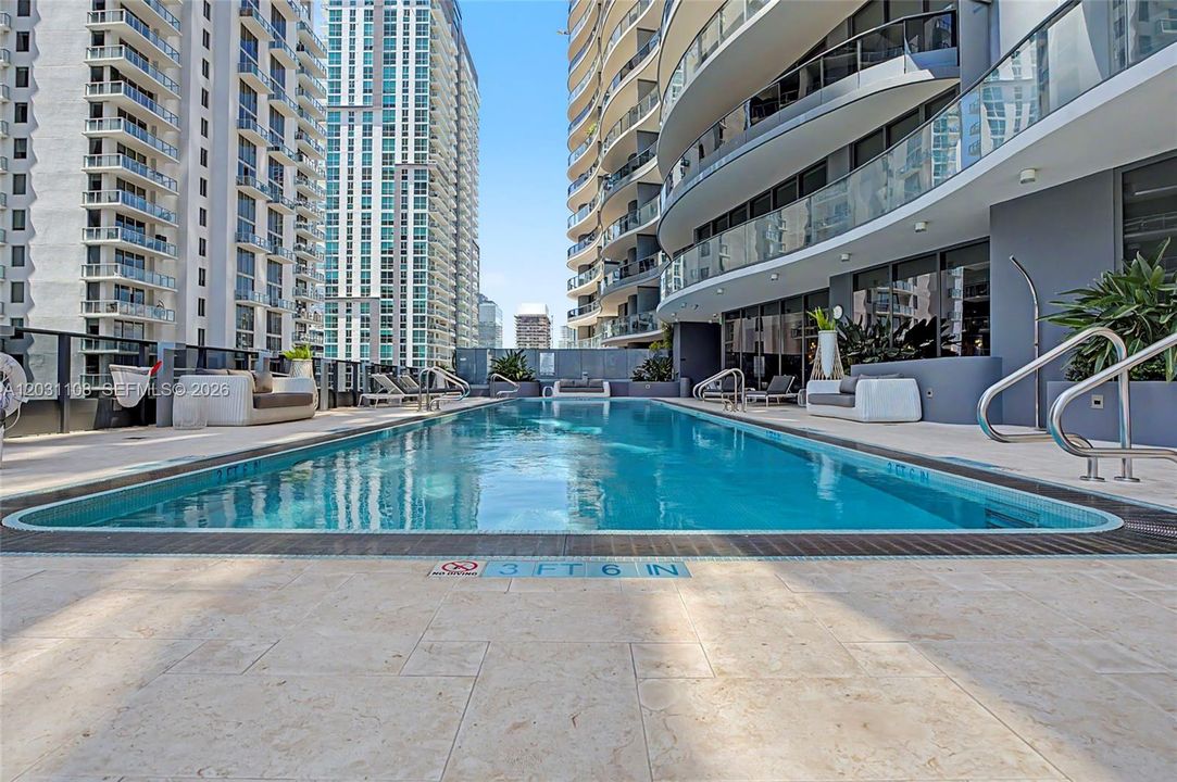 En Venta: $1,400,000 (2 camas, 2 baños, 1236 Pies cuadrados)