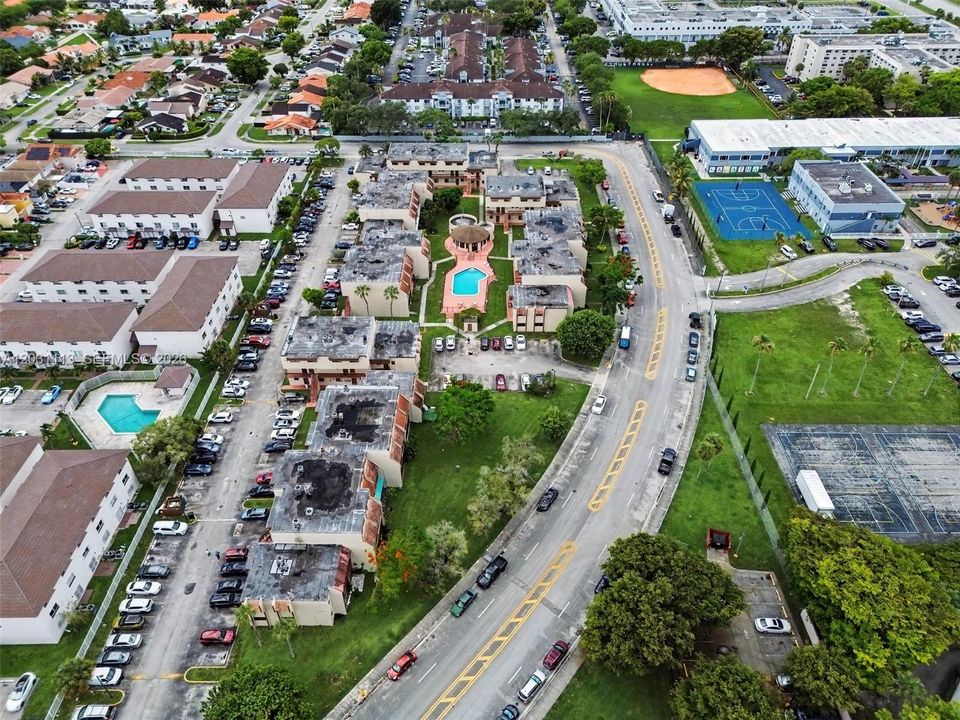 En Venta: $299,000 (2 camas, 1 baños, 738 Pies cuadrados)
