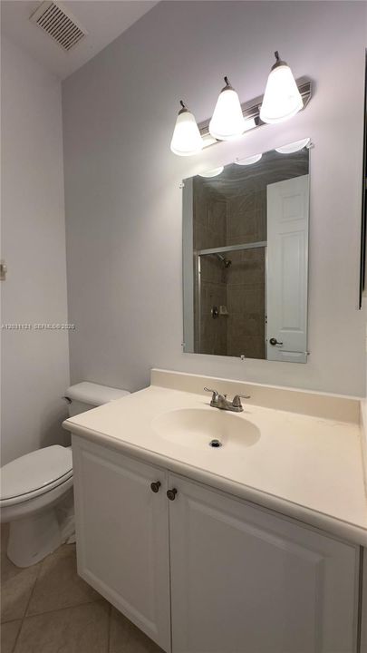 For Sale: $424,999 (3 beds, 2 baths, 1290 Square Feet)
