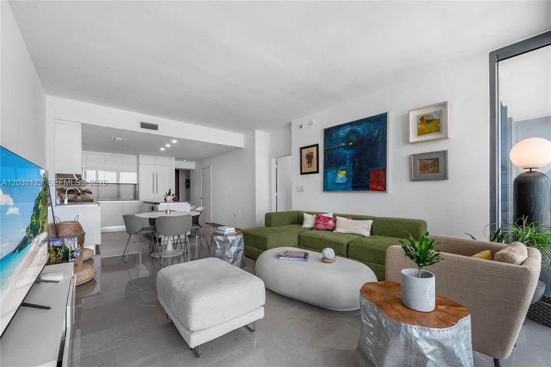 В аренду: $5,250 (1 спален, 1 ванн, 883 Квадратных фут)