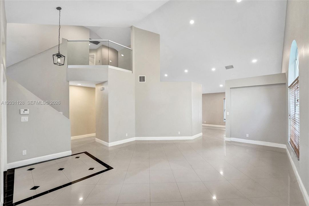 For Sale: $699,000 (4 beds, 2 baths, 1857 Square Feet)