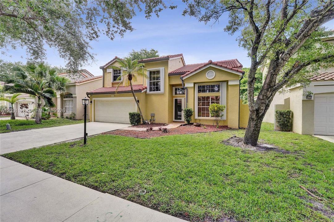For Sale: $699,000 (4 beds, 2 baths, 1857 Square Feet)