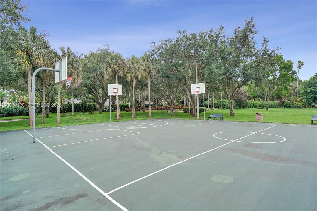 For Sale: $699,000 (4 beds, 2 baths, 1857 Square Feet)